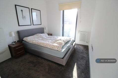 Ensuite Bedroom a