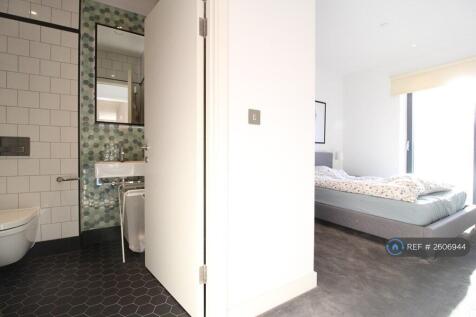 Ensuite Bedroom a
