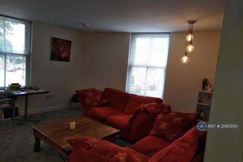 Living Room (2)