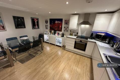 Kitchen (When Furnished)