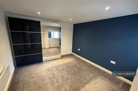 Master Bedroom (Unfurnished)