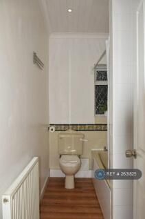 Room3 Bathroom