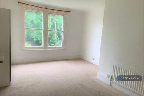 Master Bedroom Unfurnished, Garden View