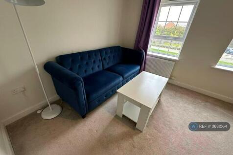 Living Room Or 4th Bedroom