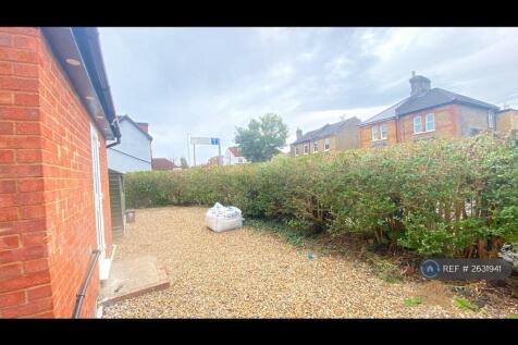 End Terrace Garden (Low Maintenance)