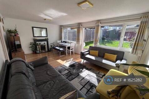 Living Room Pic 2
