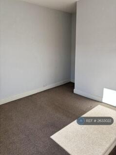 Large Front Bedroom With Lots Of Storage Areas