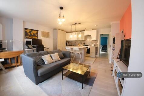 Open Plan Living Room And Kitchen
