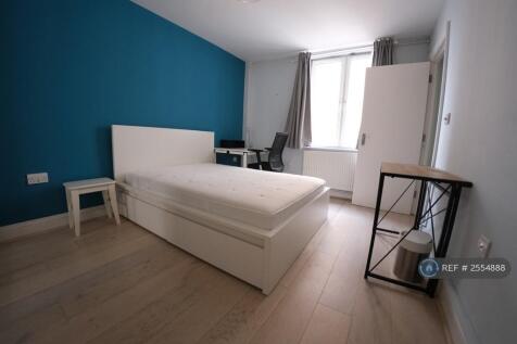 Bedroom With Ensuite