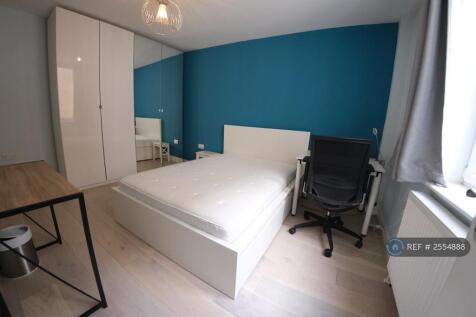 Bedroom With Ensuite