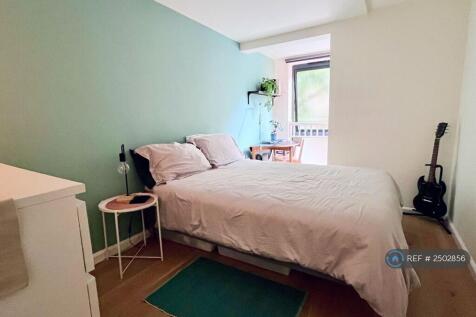 Bedroom 01