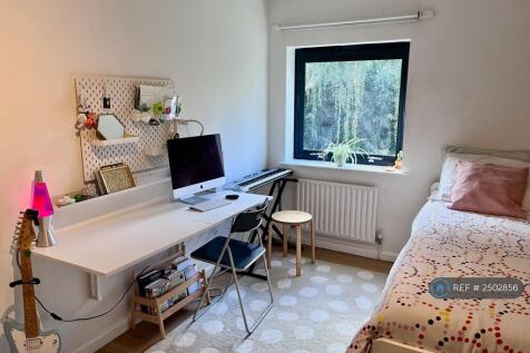 Bedroom 02