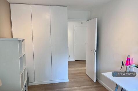 Bedroom 02