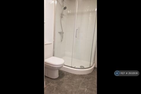 Double Bed (Ensuite)