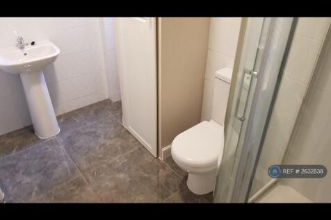 Double Bed (Ensuite)