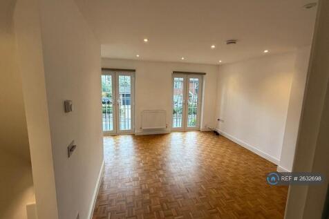 Open Plan Living/Dining Room
