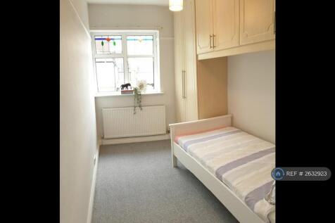 Bedroom 3 / Study