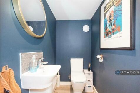 Ground Floor Wc 