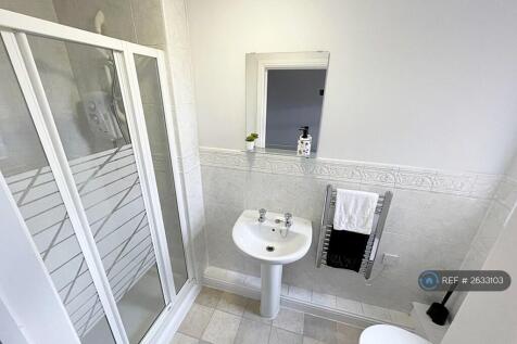 Ensuite Shower