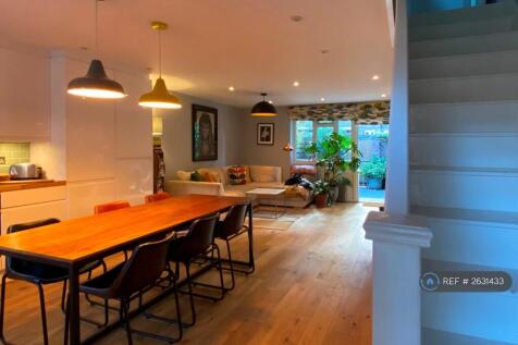 Kitchen To To Living Area