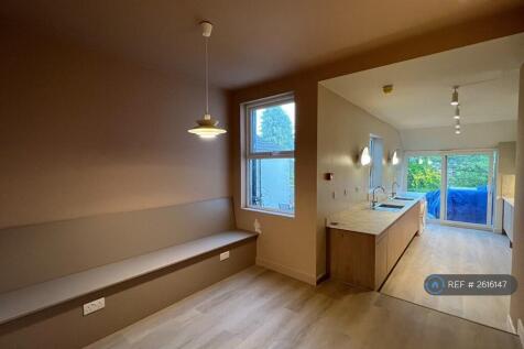 Spacious Dining And Kitchen 
