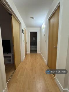 Entrance/Hallway