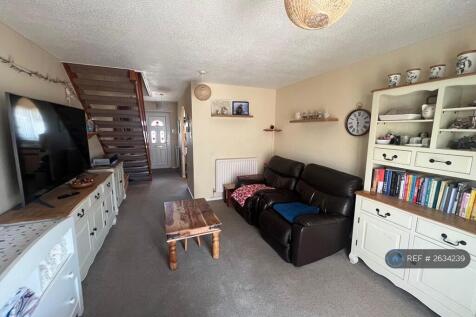 Lounge / Dining 