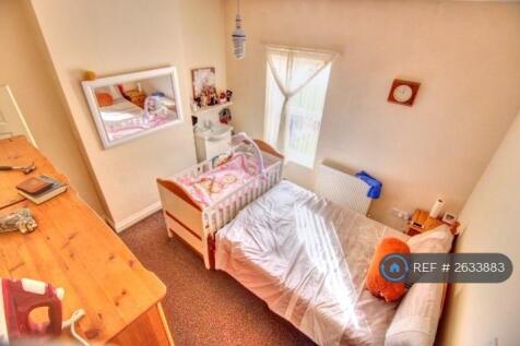 1st Double Bedroom