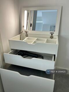 Fitted Wardrobe