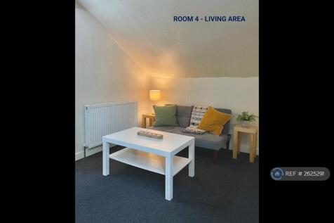Room 4 - Living Area