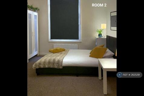 Room 2 - Double Bedroom