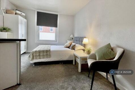 Room 2 - Double Bedroom