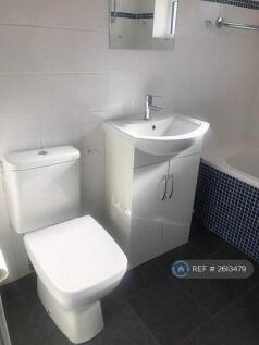 Upstairs Bathroom