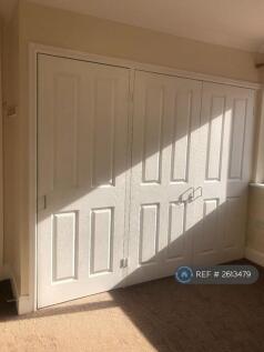 Bedroom 2 Cupboard
