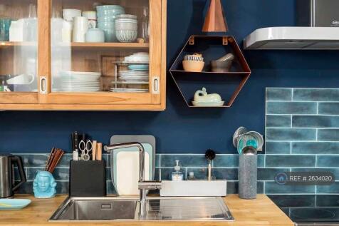 Living Space / Diner / Kitchen