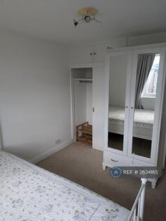 Large Bedroom