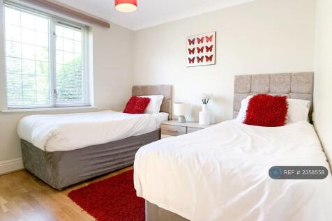 Twin Bedroom