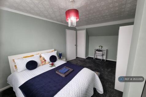1st Bedroom 