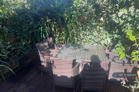 Outdoor Dining Area