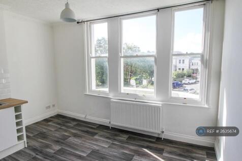 Lounge/Kitchen