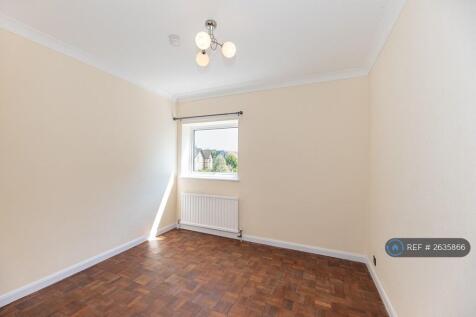 2nd Bedroom With Parque Floor 