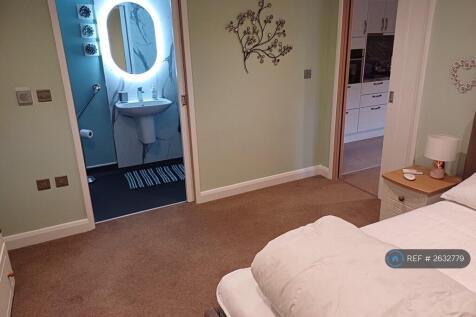 Access To En Suite
