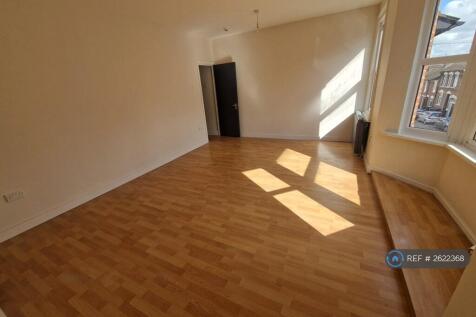 Bedroom 1 - Master