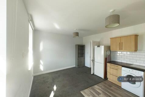 Living Room / Kitchen