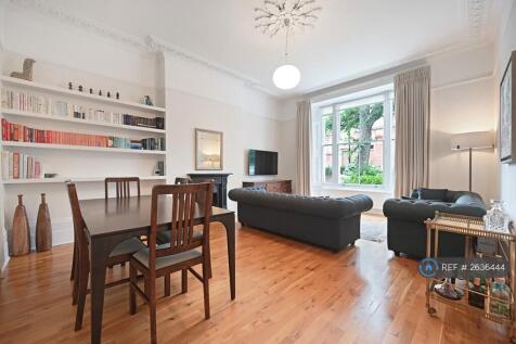 Reception / Living Room