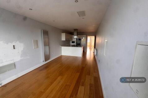 Living Room &amp; Kitchen