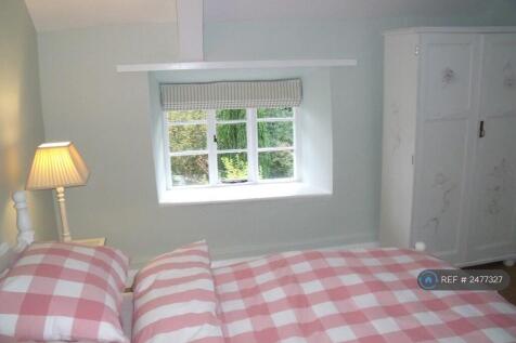 Bedroom 1.  3.3m x 3.2m