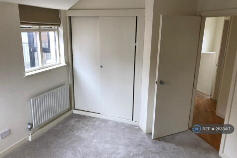 Lounge/Second Bedroom