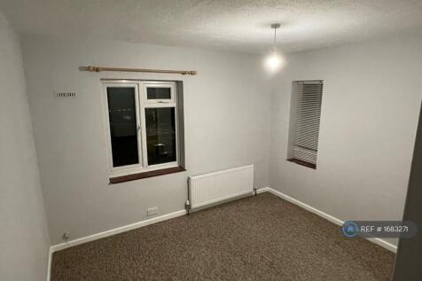 Bedroom 1 - Opposite Corner
