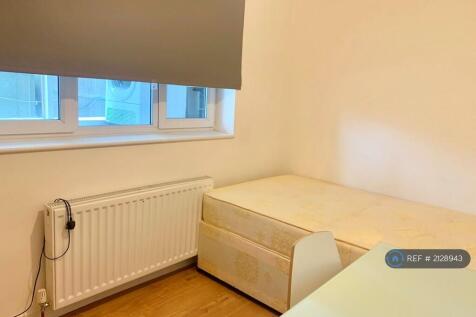 Bedroom 2 Pic 1